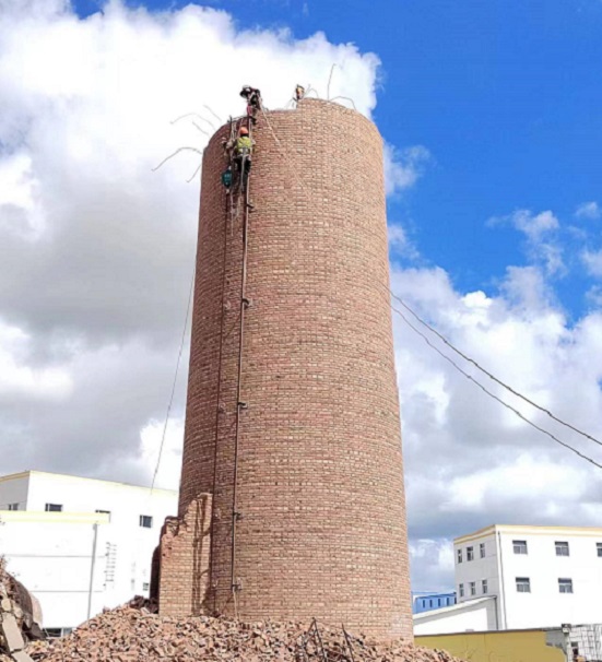 吐鲁番烟囱拆除：安全拆除的施工方案探索
